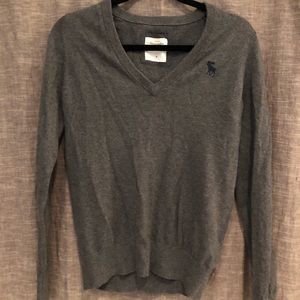 Abercrombie and Fitch Grey women’s v-neck sweater
